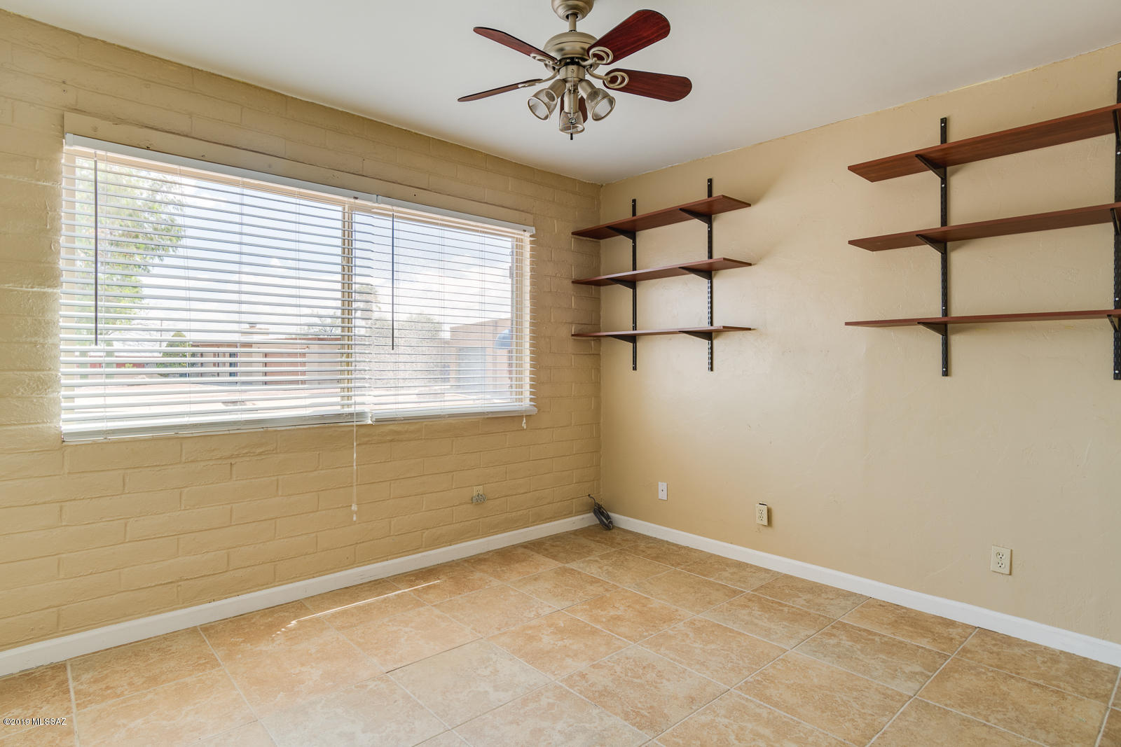 9531 East Stella Road Tucson, AZ 85730 - Photo 17 of 29 Gallery Image 17