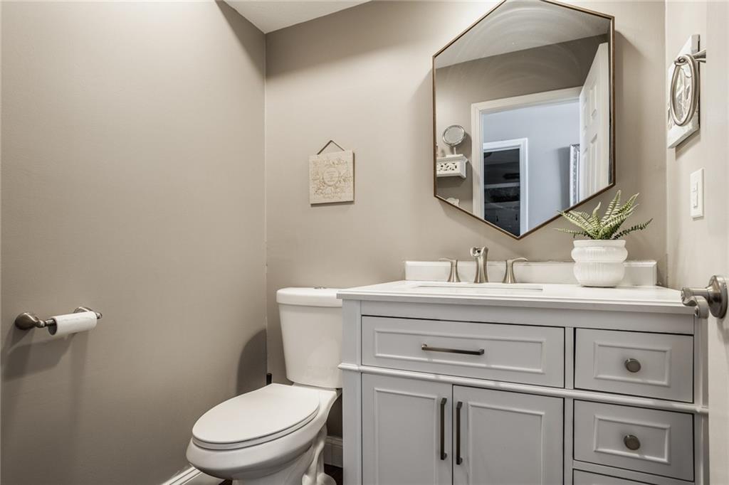7551 Meadow Ridge Drive Fishers, IN 46038 - Photo 15 of 36 Gallery Image 15