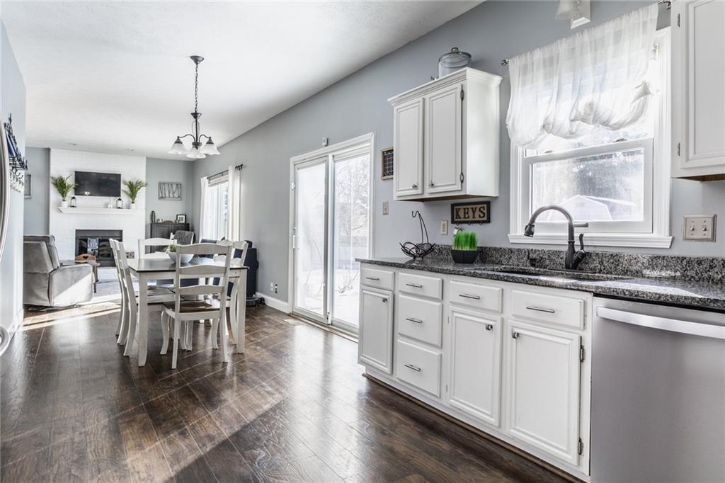 7551 Meadow Ridge Drive Fishers, IN 46038 - Photo 10 of 36 Gallery Image 10