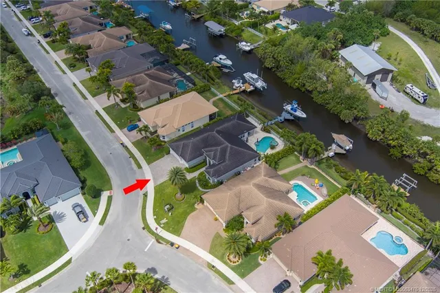 $2,200,000 | 467 Southwest Lost River Road, Stuart, FL 34997