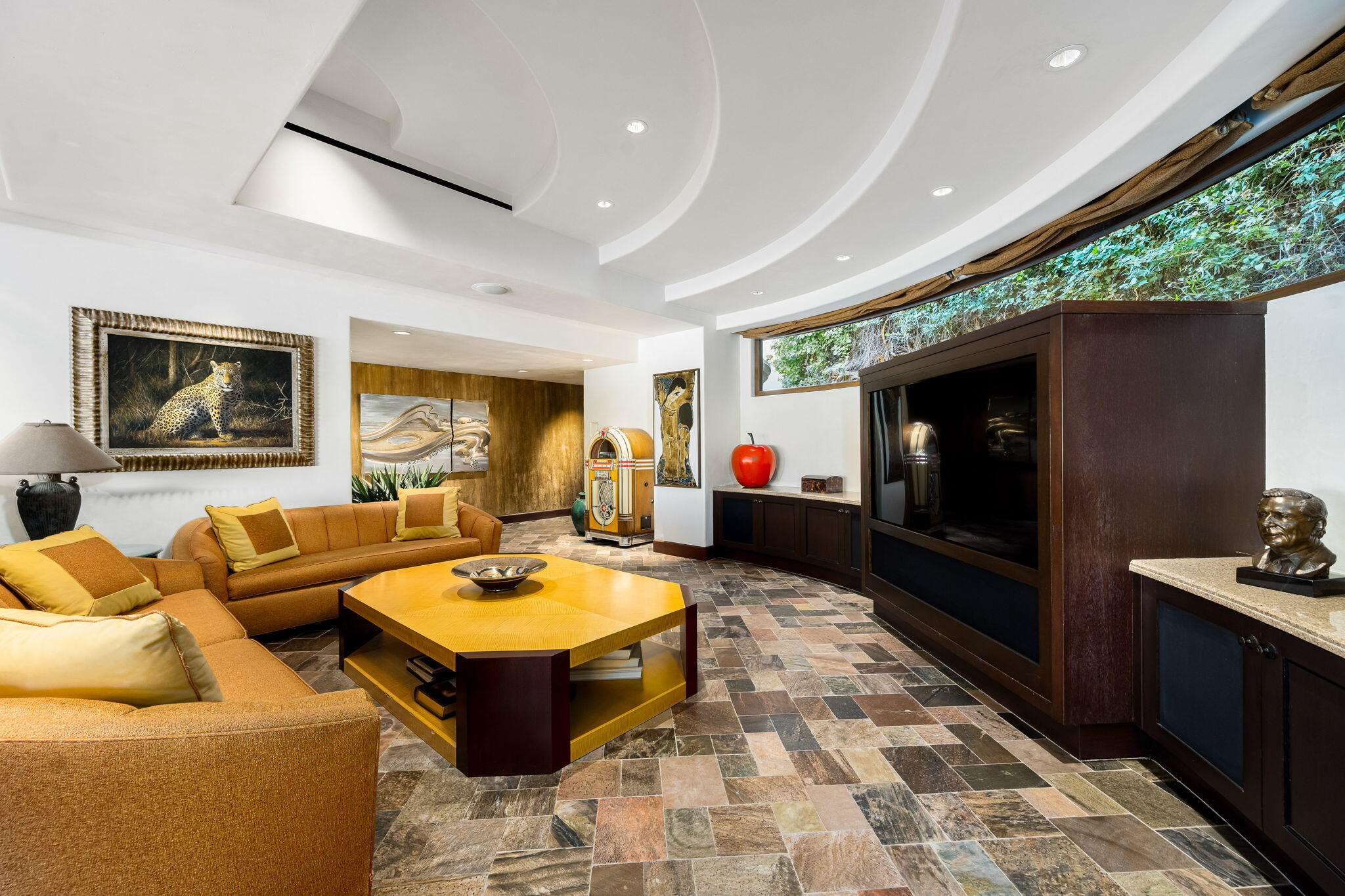 100 Lantana View Palm Desert, CA 92260 - Photo 22 of 121 a living room with furniture and a flat screen tv