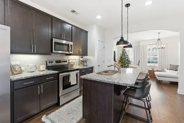 $2,795 | 227 Tanglewood Lane, Hendersonville, TN 37075