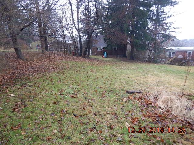 236 Hulton Road Verona, PA 15147 - Photo 8 of 8 Gallery Image 8
