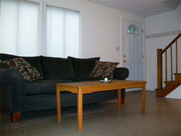 1078 Allen Street, Unit F Springfield, MA 01118 - Photo 5 of 23 a living room with furniture and a window