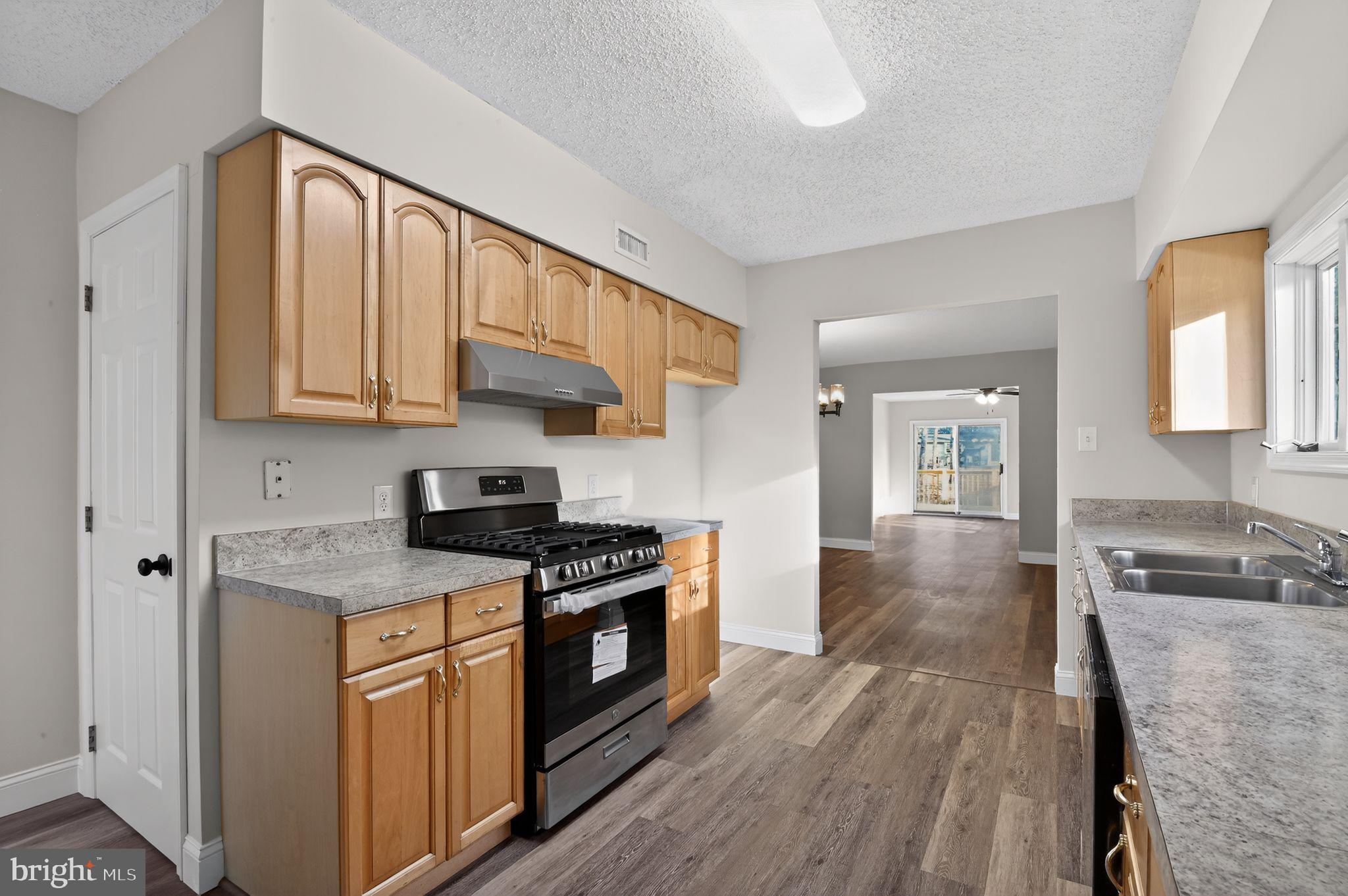 32 Rosewood Road Millville, NJ 08332 - Photo 4 of 15