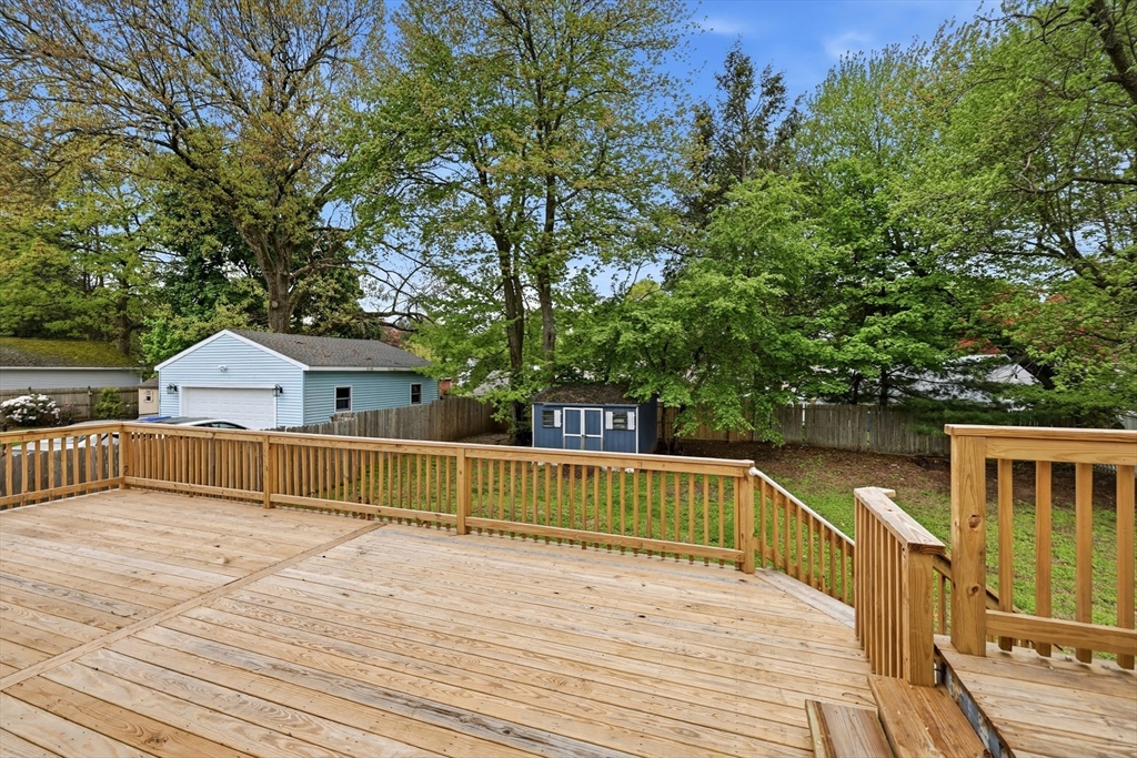 42 Amos Drive Springfield, MA 01118 - Photo 27 of 37
