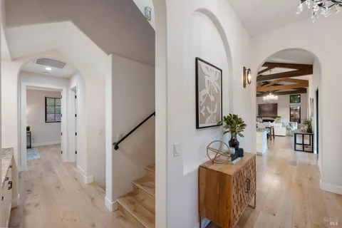 $2,898,000 | 4018 Silverado Trail North, Calistoga, CA 94515