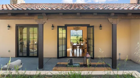 $2,898,000 | 4018 Silverado Trail North, Calistoga, CA 94515