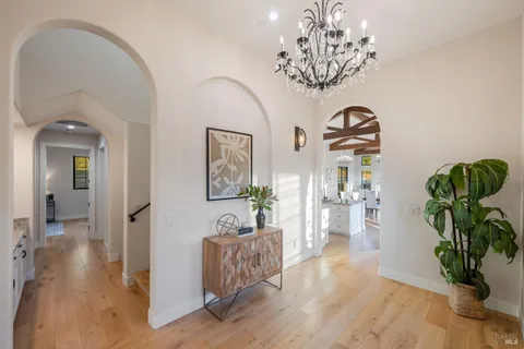 $2,898,000 | 4018 Silverado Trail North, Calistoga, CA 94515