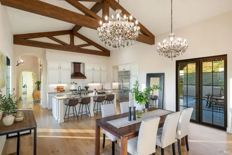 $2,898,000 | 4018 Silverado Trail North, Calistoga, CA 94515