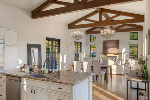 $2,898,000 | 4018 Silverado Trail North, Calistoga, CA 94515