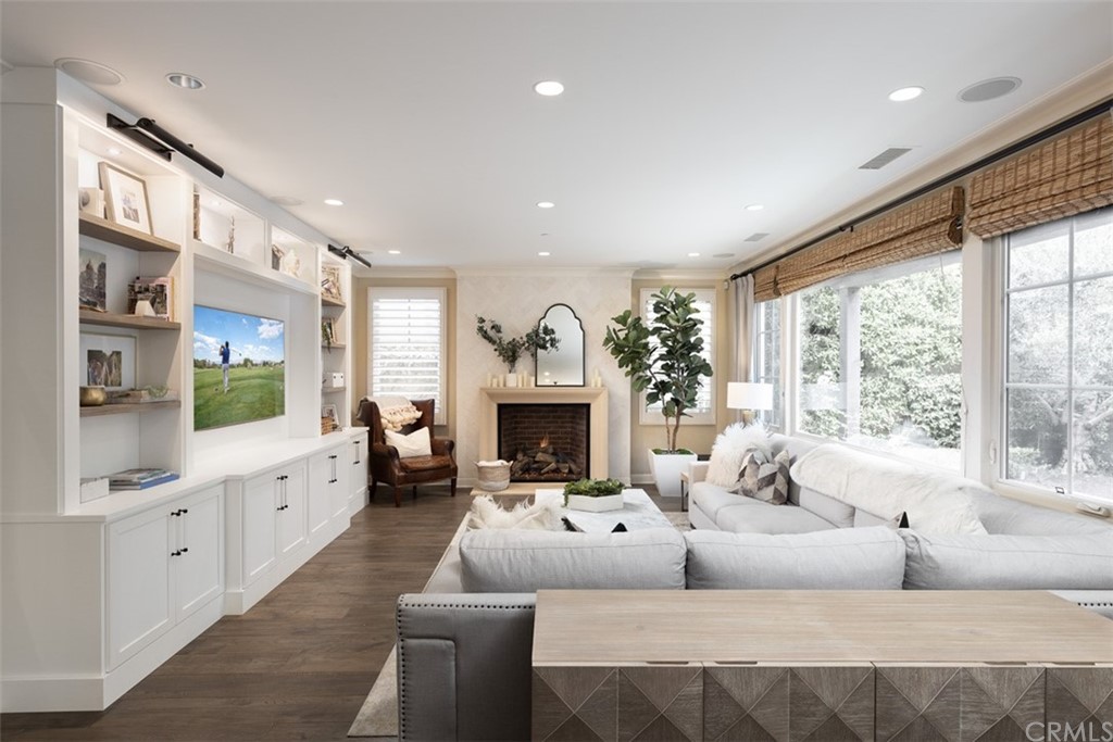 24 Tesoro Irvine, CA 92618 - Photo 3 of 7