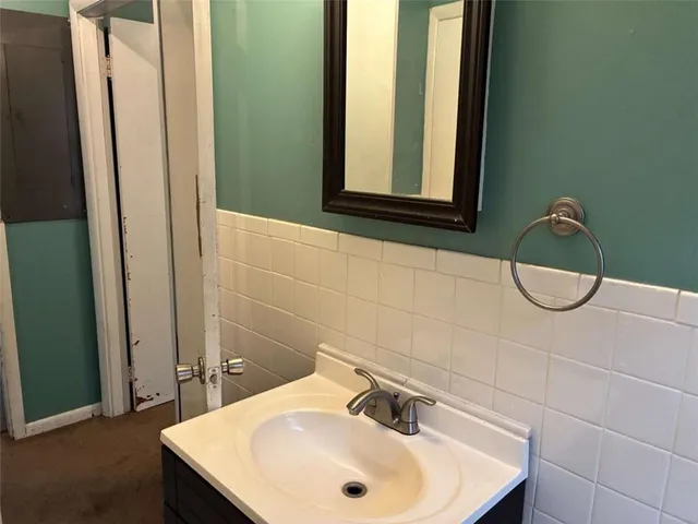 $975,000 | 126 Kinsey Drive, Stockbridge, GA 30281