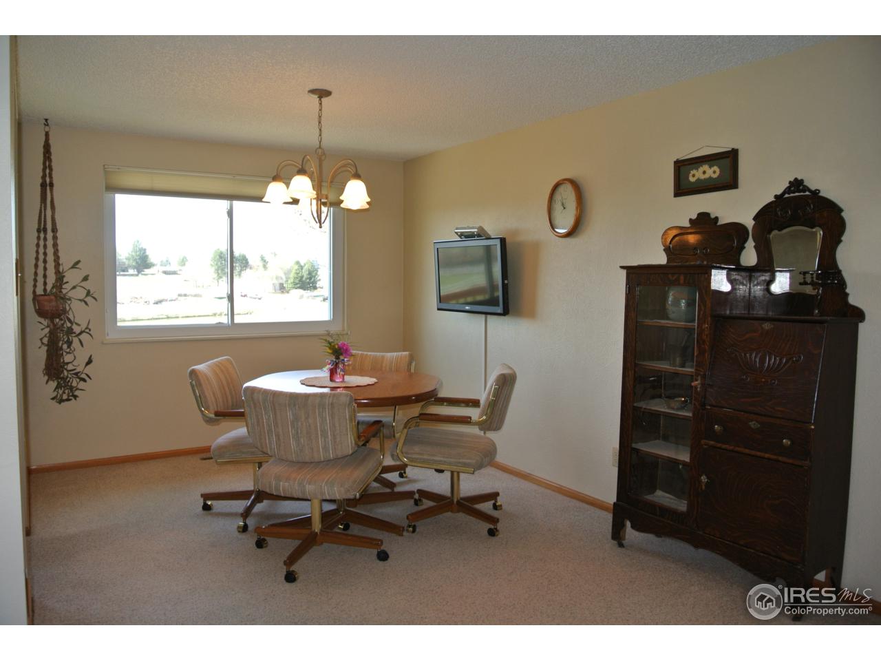 2913 Lake Hollow Road Berthoud, CO 80513 - Photo 6 of 35 Dining room