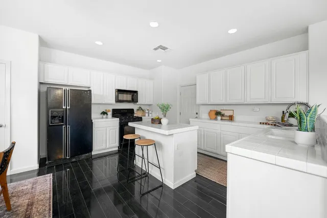 $539,000 | 5324 Hartona Way, Sacramento, CA 95835