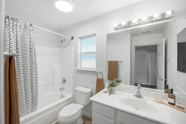 $539,000 | 5324 Hartona Way, Sacramento, CA 95835