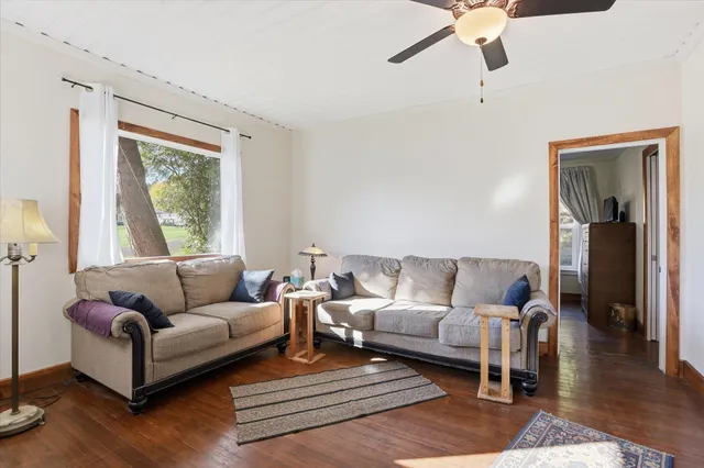 $296,000 | 602 West Bartlett Street, Oakesdale, WA 99158