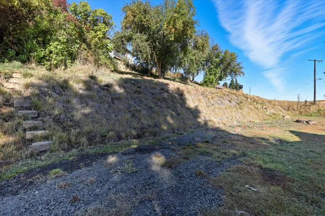 $296,000 | 602 West Bartlett Street, Oakesdale, WA 99158