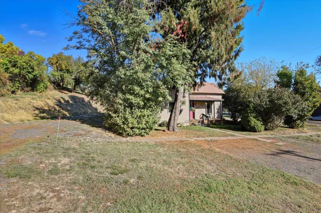 $296,000 | 602 West Bartlett Street, Oakesdale, WA 99158