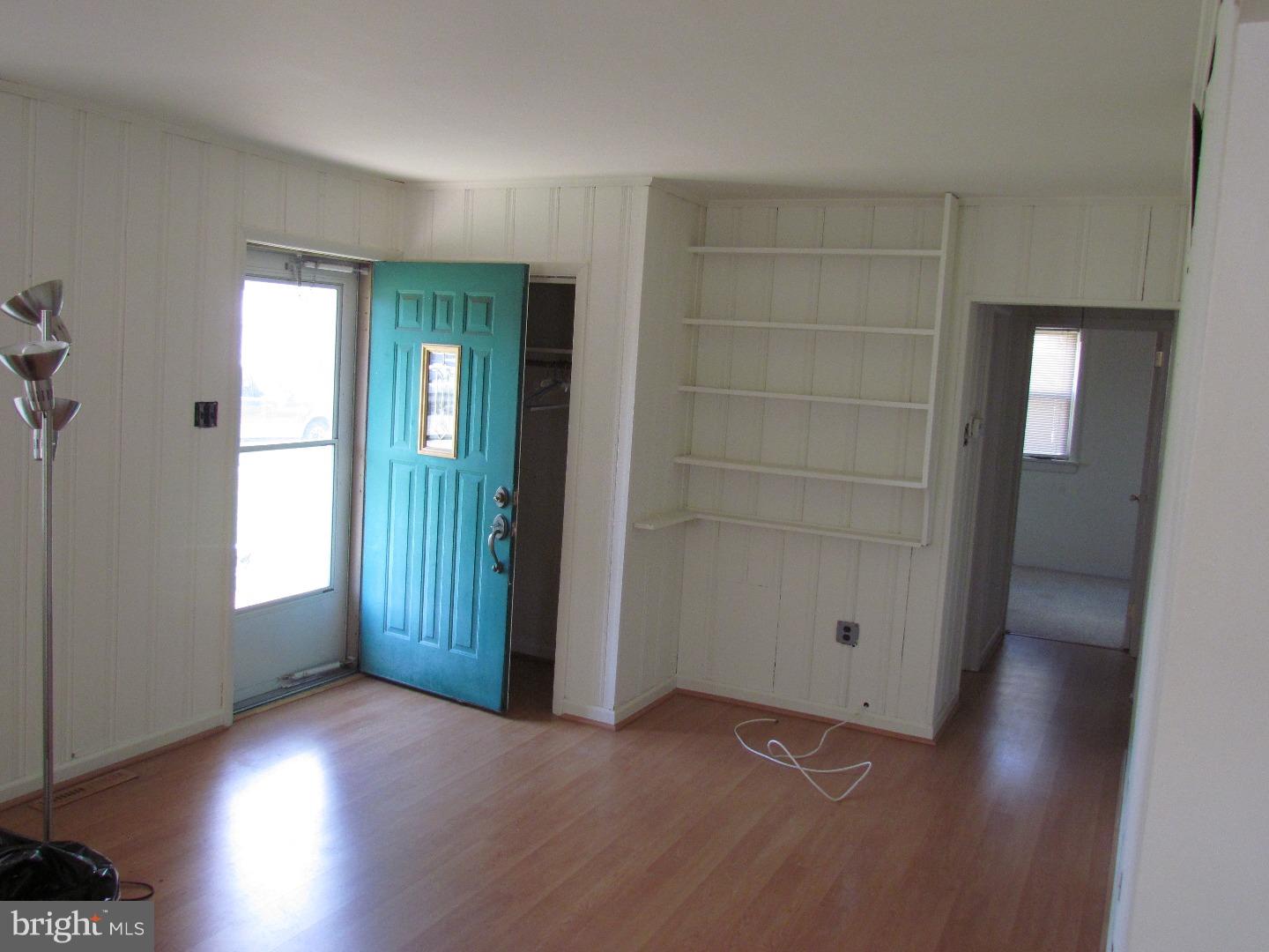 459 Flanders Road Bellmawr, NJ 08031 - Photo 3 of 6 Gallery Image 3