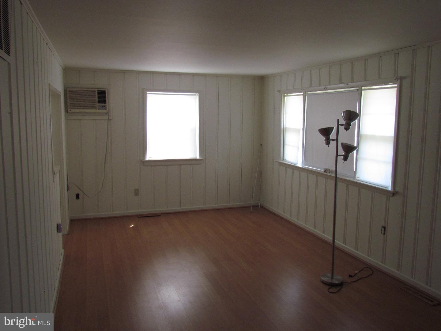 459 Flanders Road Bellmawr, NJ 08031 - Photo 6 of 6 Gallery Image 6