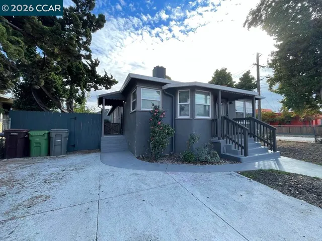 $830,000 | 2100 94th Avenue, Oakland, CA 94603