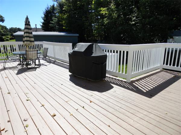 12 M Street Dracut, MA 01826 - Photo 8 of 27