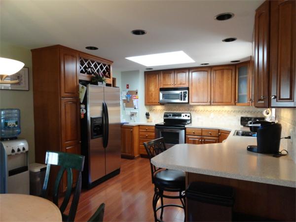 12 M Street Dracut, MA 01826 - Photo 9 of 27