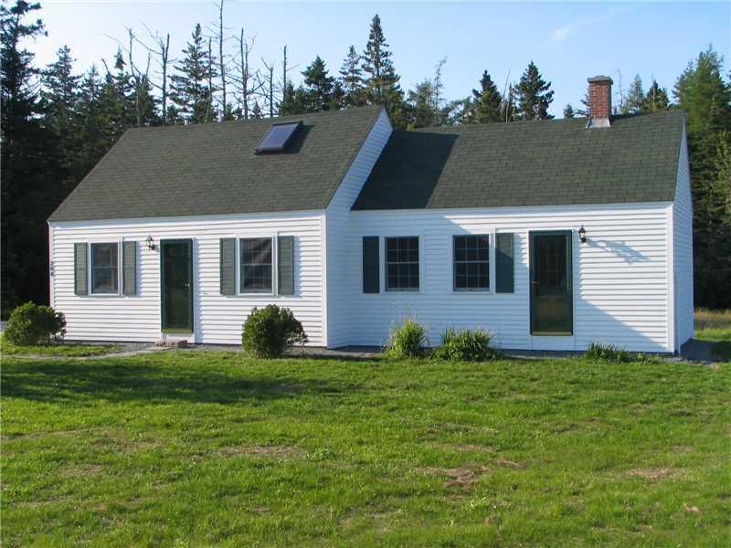 208 Bay Road Brooklin, ME 04616 - Photo 1 of 6 Exterior Front.