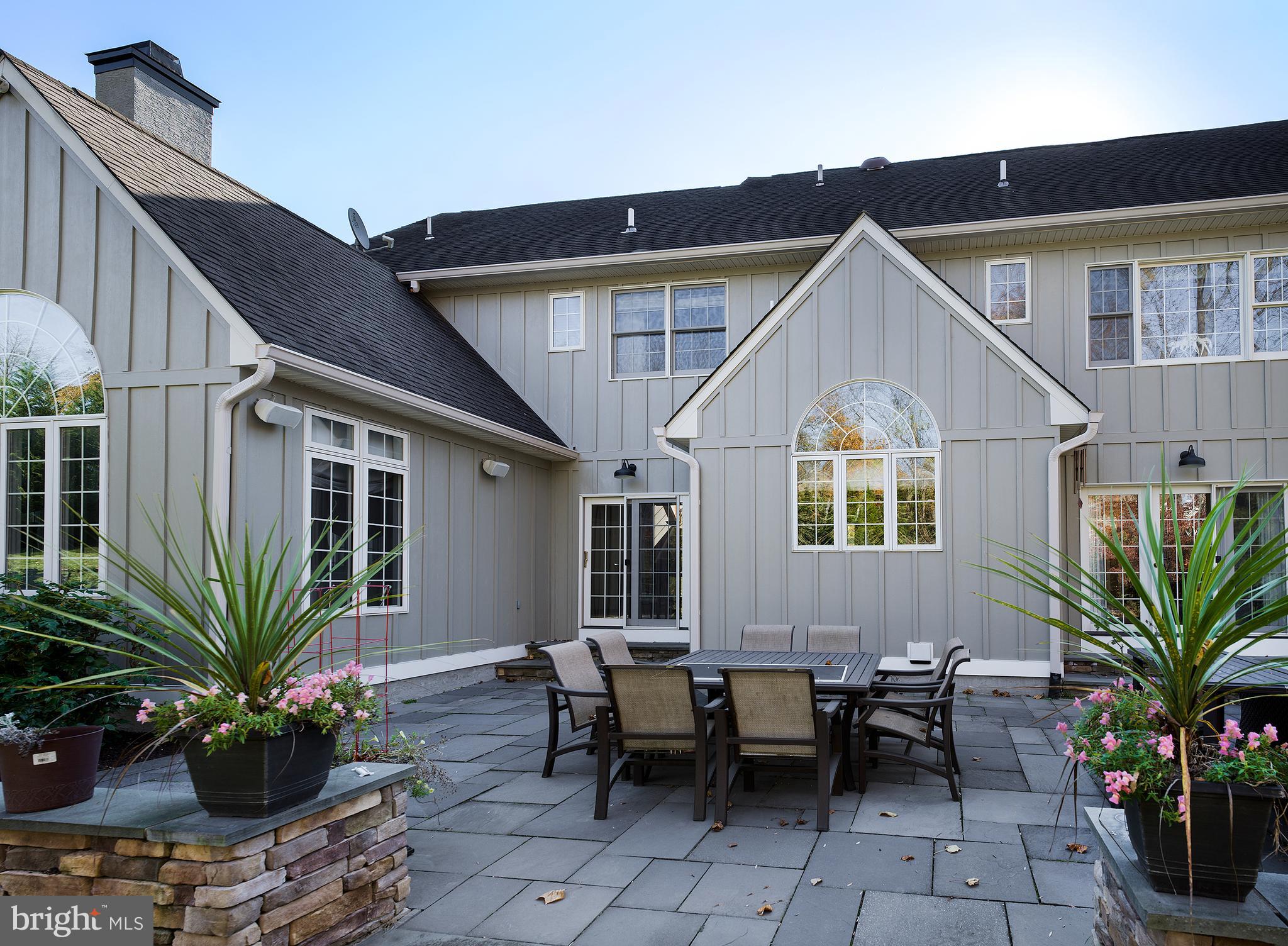 123 Springtree Road Newtown Square, PA 19073 - Photo 36 of 43 Patio