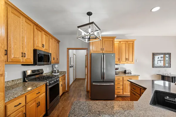 $575,000 | 1304 155th Lane Northwest, Andover, MN 55304