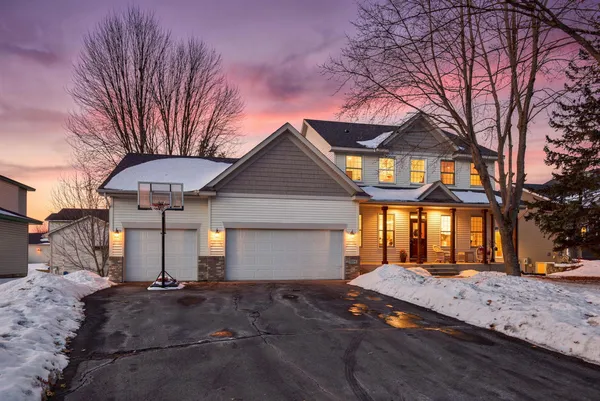 $575,000 | 1304 155th Lane Northwest, Andover, MN 55304