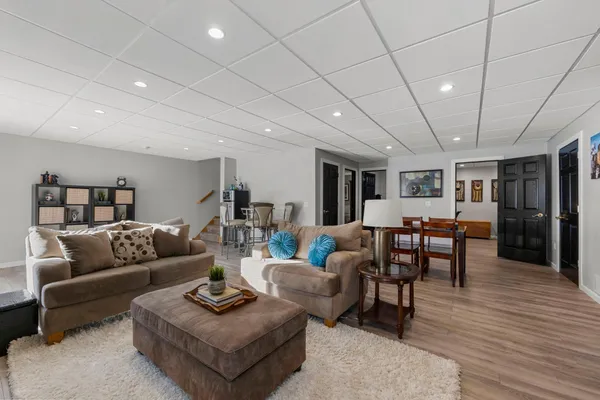 $575,000 | 1304 155th Lane Northwest, Andover, MN 55304