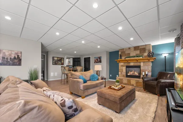 $575,000 | 1304 155th Lane Northwest, Andover, MN 55304