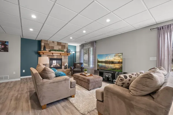 $575,000 | 1304 155th Lane Northwest, Andover, MN 55304