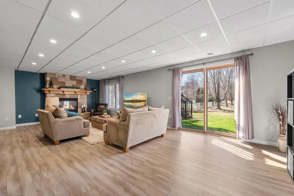 $575,000 | 1304 155th Lane Northwest, Andover, MN 55304