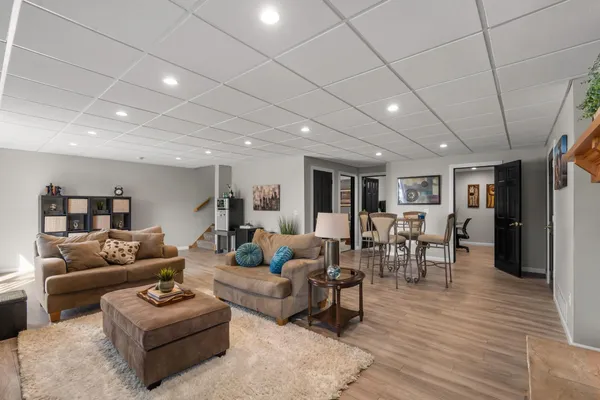 $575,000 | 1304 155th Lane Northwest, Andover, MN 55304