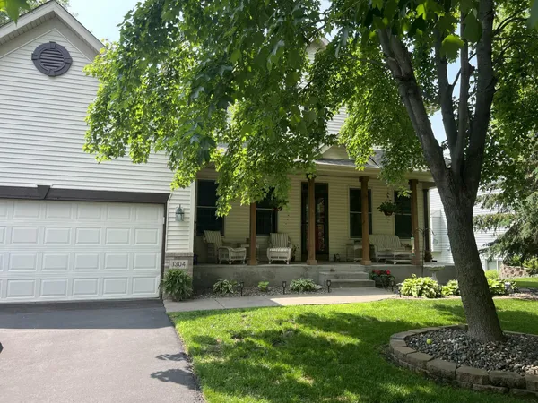 $575,000 | 1304 155th Lane Northwest, Andover, MN 55304