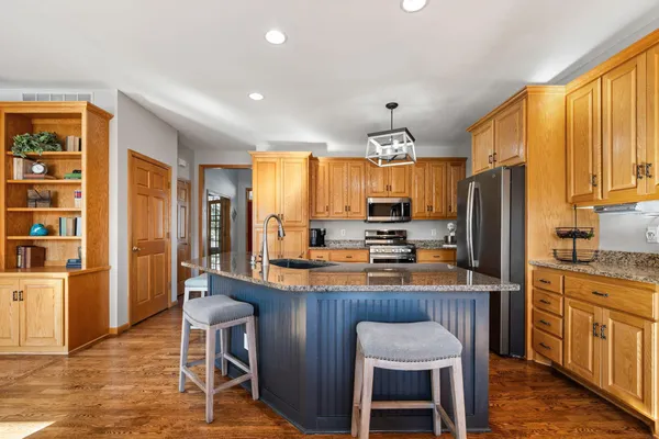 $575,000 | 1304 155th Lane Northwest, Andover, MN 55304
