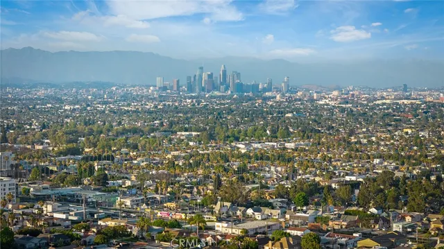 $7,500 | 5115 West Boulevard, Los Angeles, CA 90043