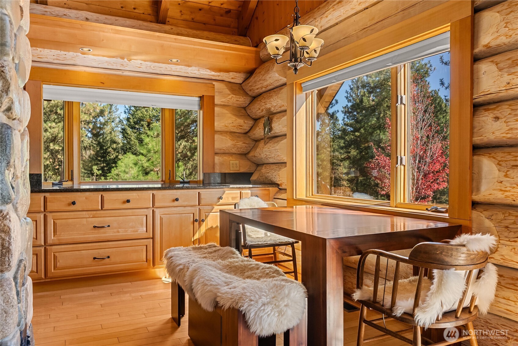 60 Lobos Run Road Winthrop, WA 98862 - Photo 12 of 40 Gallery Image 12