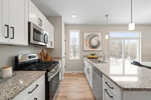 $334,990 | 1567 Meadowview Court, Whitewater, WI 53190