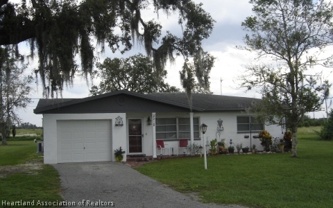 2210 Croydon Road Sebring, FL 33870 - Photo 1 of 16 Gallery Image 1