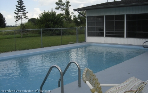 2210 Croydon Road Sebring, FL 33870 - Photo 2 of 16 Gallery Image 2