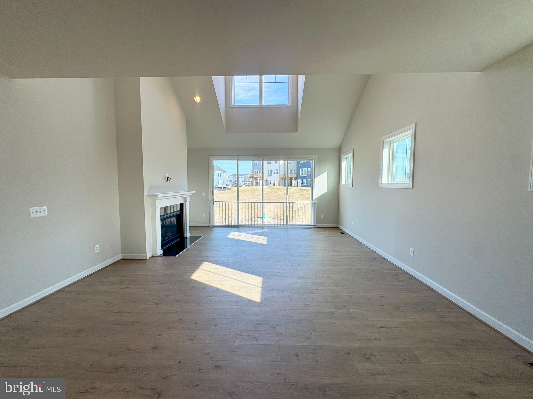 115 Sapphire Street Stephenson, VA 22656 - Photo 12 of 36 an empty room with windows and closet