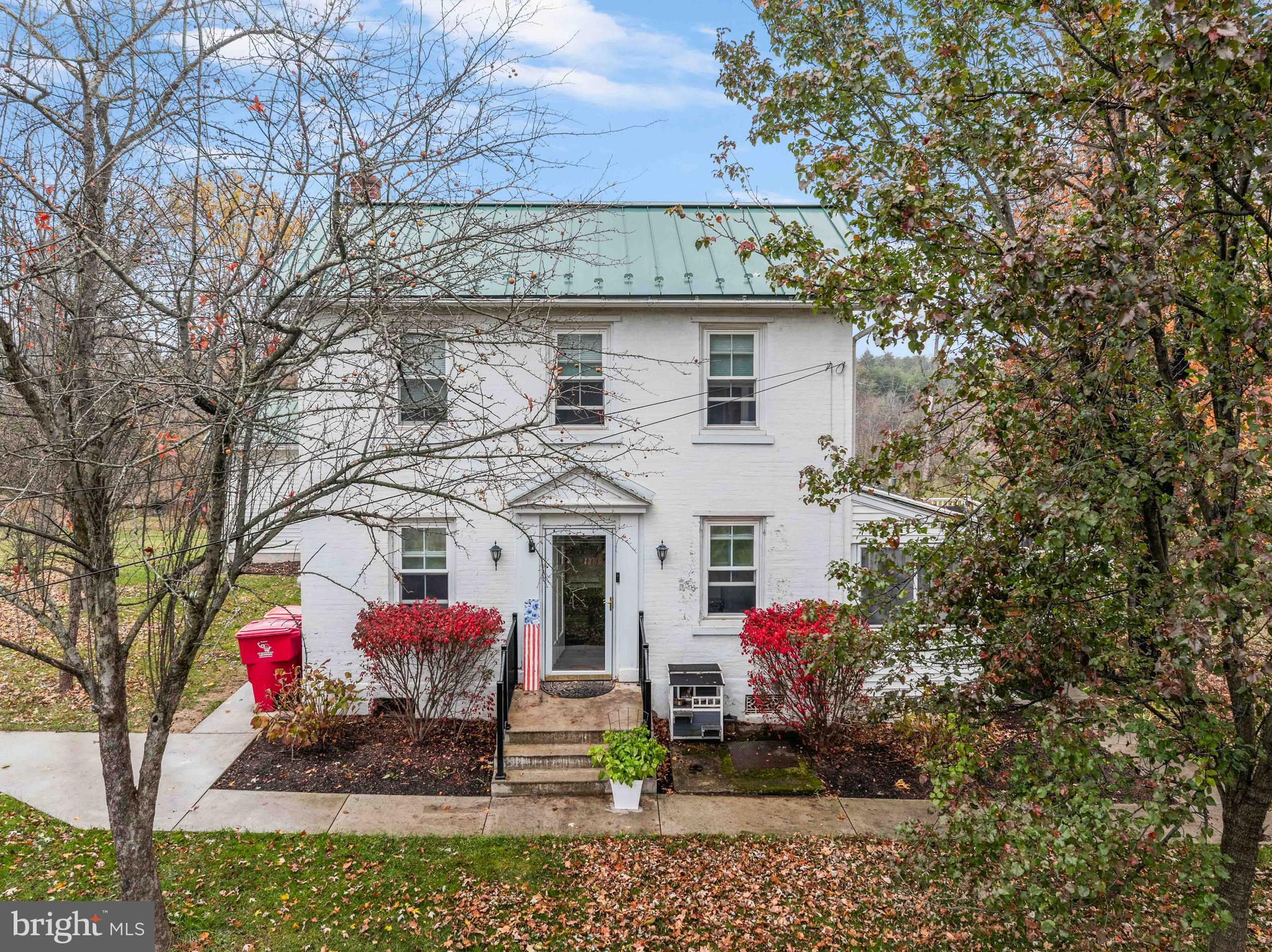 100 Pineland Road Birdsboro, PA 19508 - Photo 26 of 67 Front View