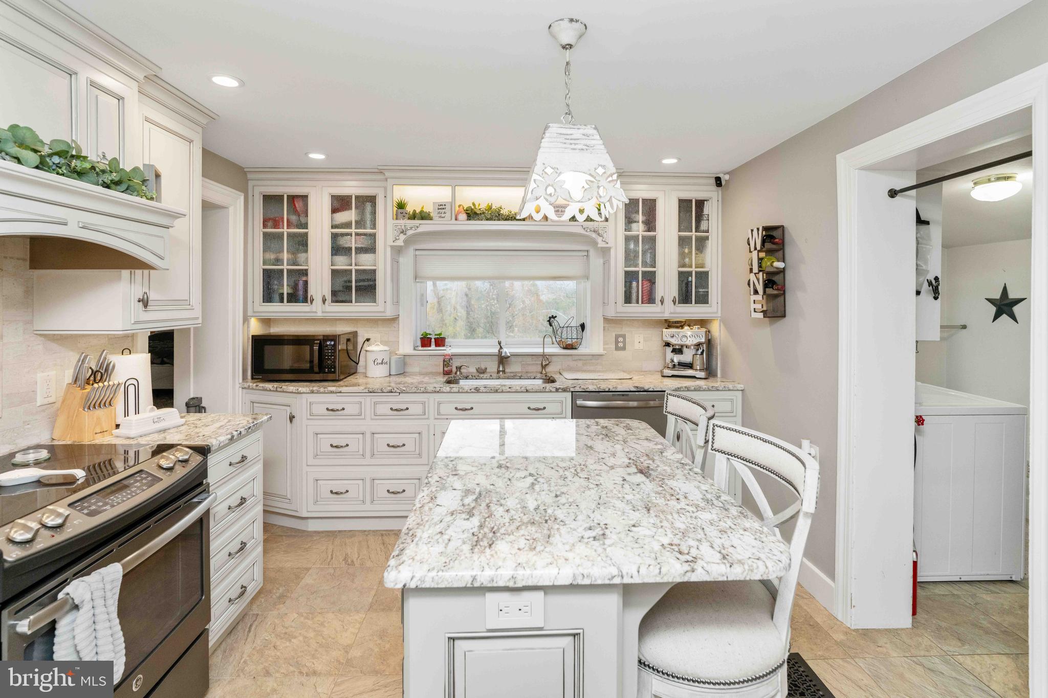 100 Pineland Road Birdsboro, PA 19508 - Photo 43 of 67 Kitchen Island