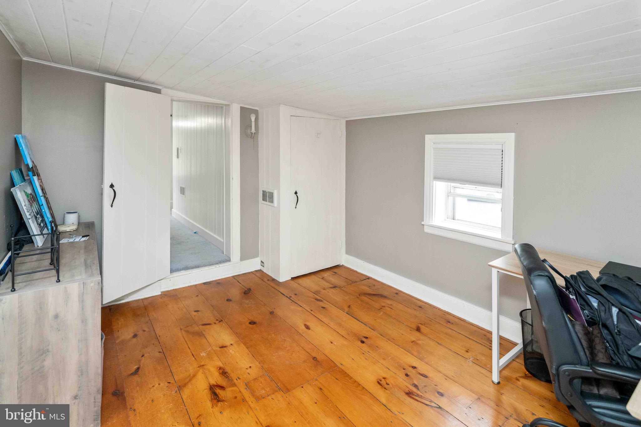100 Pineland Road Birdsboro, PA 19508 - Photo 53 of 67 Wide Planked Pine Floors