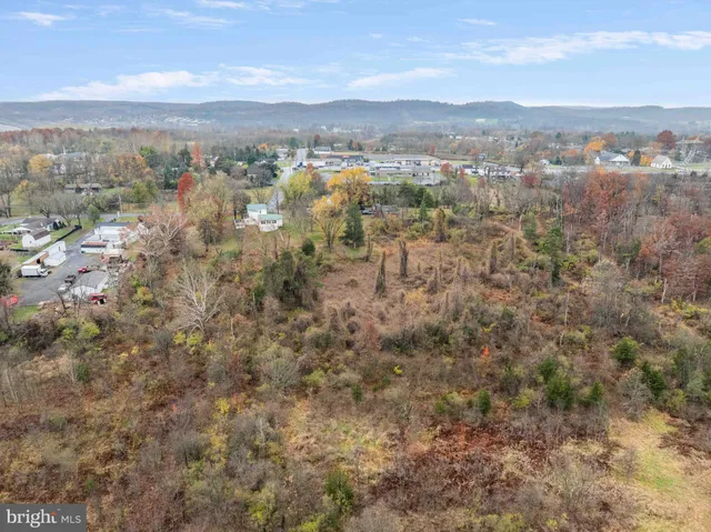 $495,000 | 100 Pineland Road, Birdsboro, PA 19508