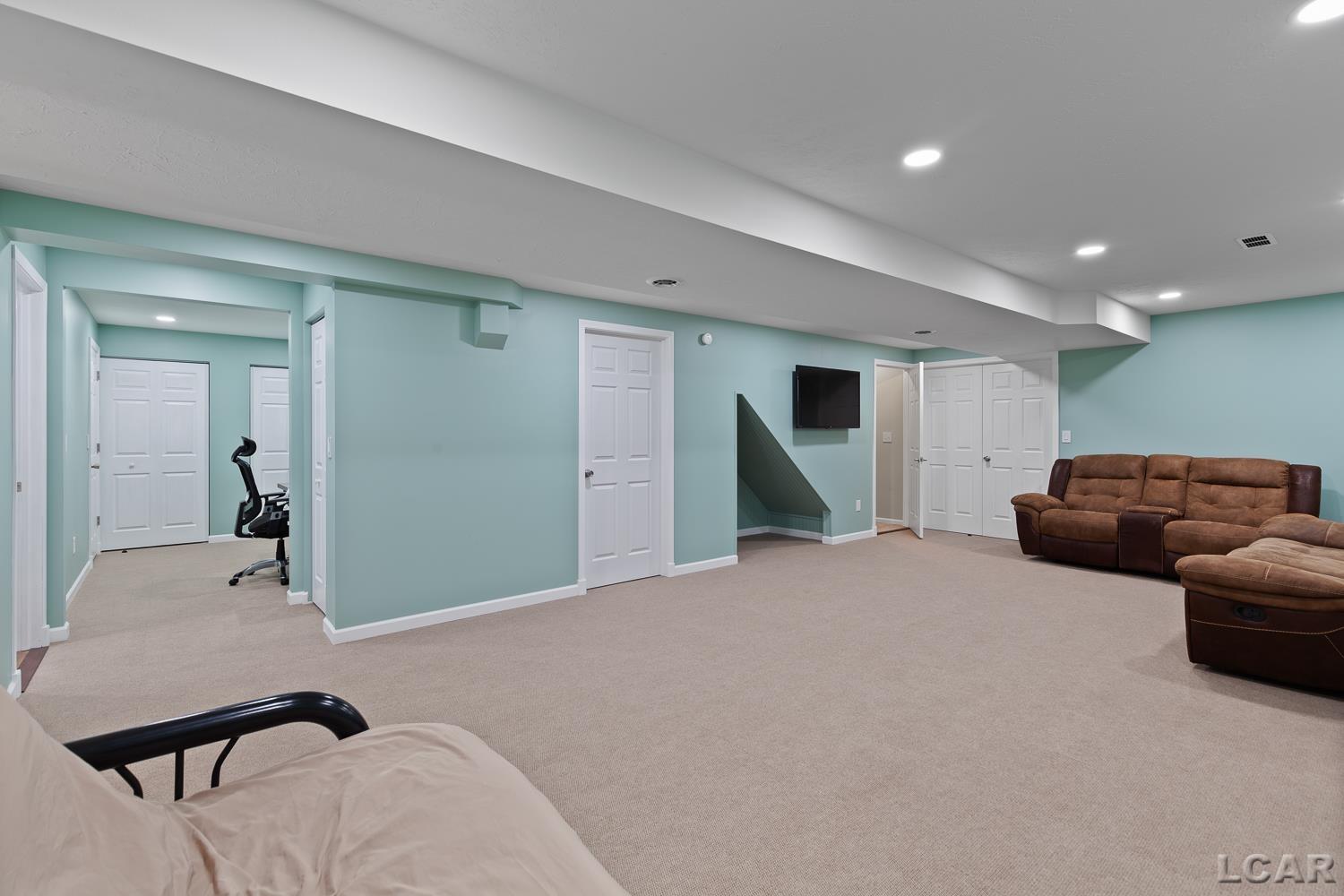 3129 Beaver Creek Road Adrian, MI 49221 - Photo 23 of 39 50183658-79b87593-552c-4327-826e-db9e729ee68c.JPG